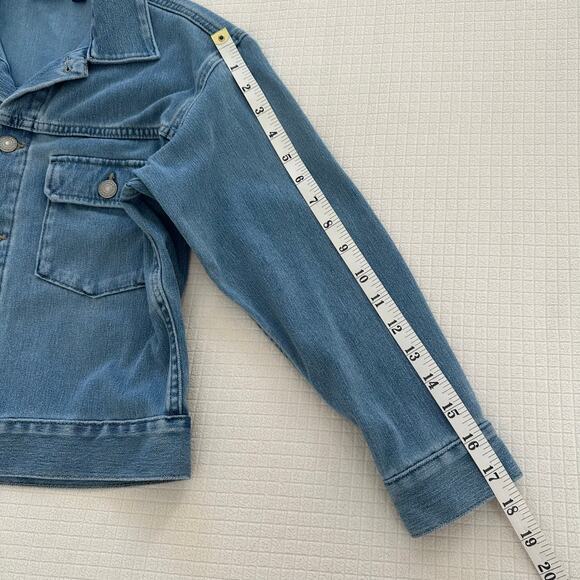 Uniqlo Japan Kids Unisex Denim Jacket Madium Wash Size 140 CM/ US 8-10 - Picture 8 of 10